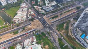 Tuyến đường trên cao Nguyễn Hữu Thọ